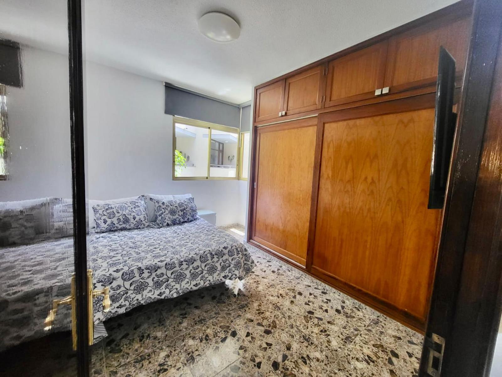 Affordable Holiday Accommodation For Large Families And Groups At Las Canteras Beach With 3 Bedrooms And Free Parking لاس بالماس دي غران كاناريا المظهر الخارجي الصورة